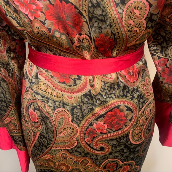Victoria Secret VTG Gold 90s 100% Silk Paisley Rose Printed Belted Robe Kimono - Picture 7 of 16